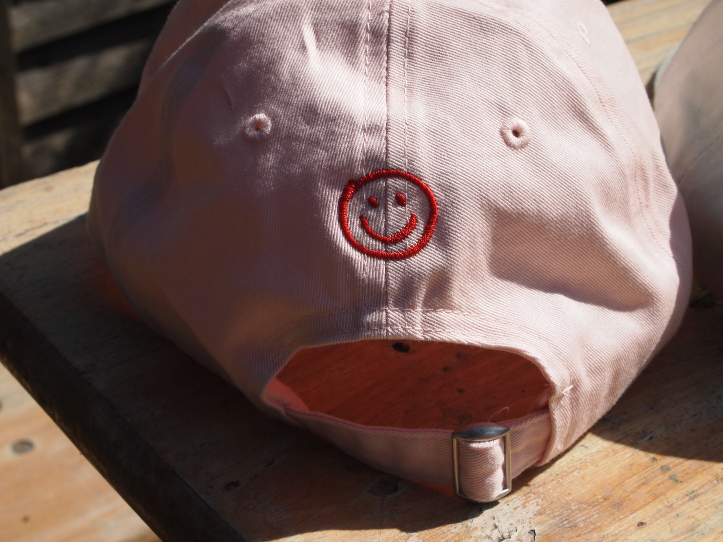 Caps